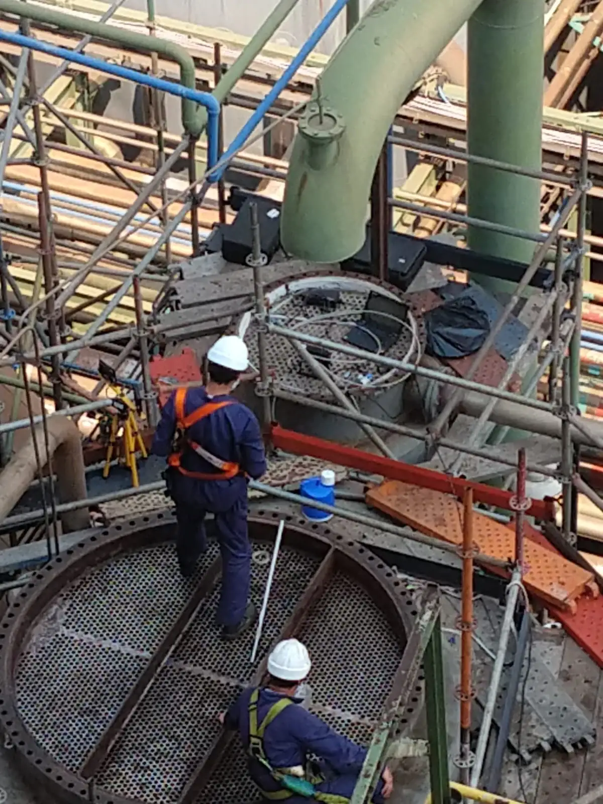 Registro de inspección: técnicos inspección industrial plantas proceso.