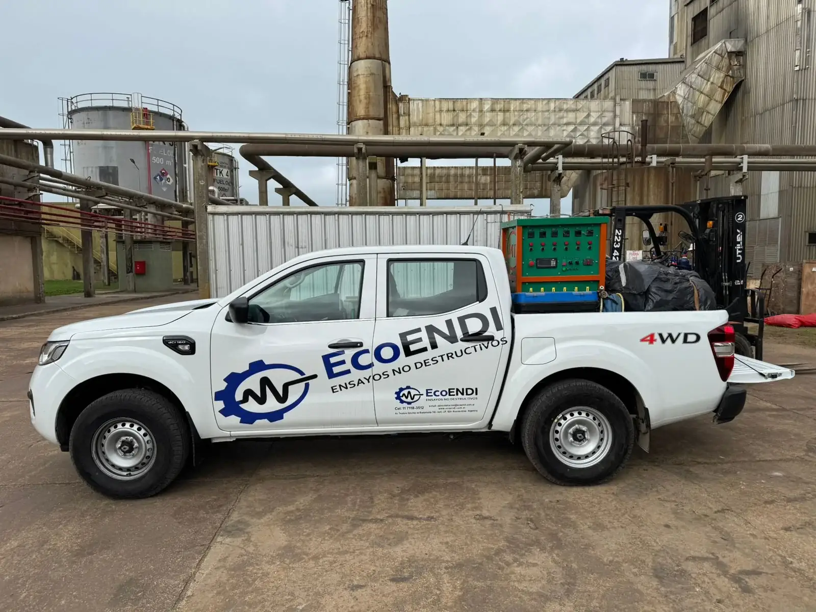 Registro fotográfico de operación, inspección o ingeniería industrial: Cp unidad movil ensayos destructivos ecoendi