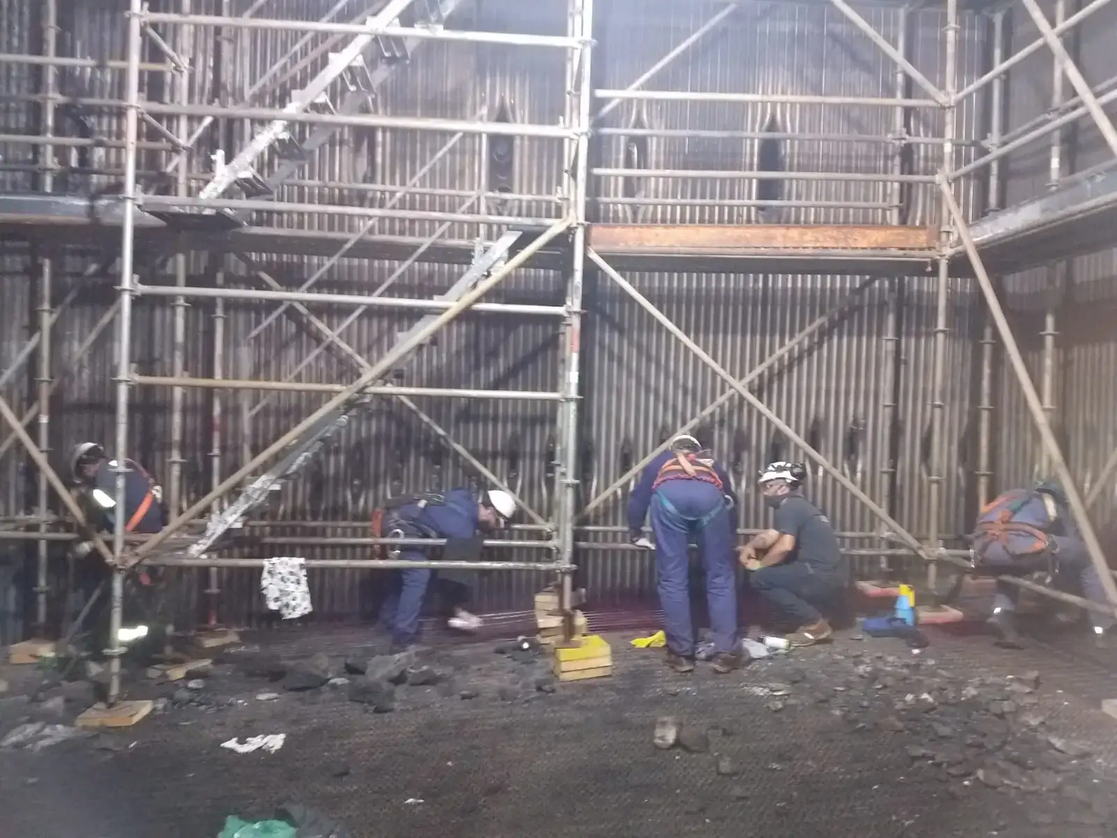 Registro técnico de inspección por líquidos penetrantes: Lp liquidos penetrantes calderas ecoendi