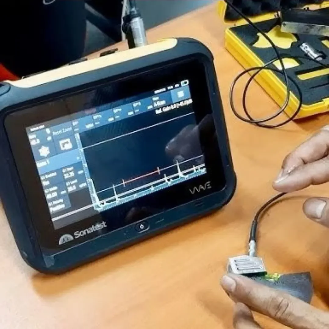 Registro técnico de inspección por ultrasonido: Ut equipo detector sonatest wave ecoendi